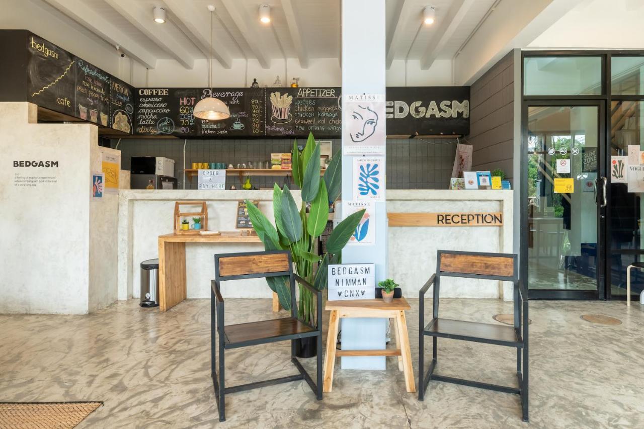 Hotel BEDGASM Poshtel x Cafe @ Nimman Chiang Mai Exterior foto