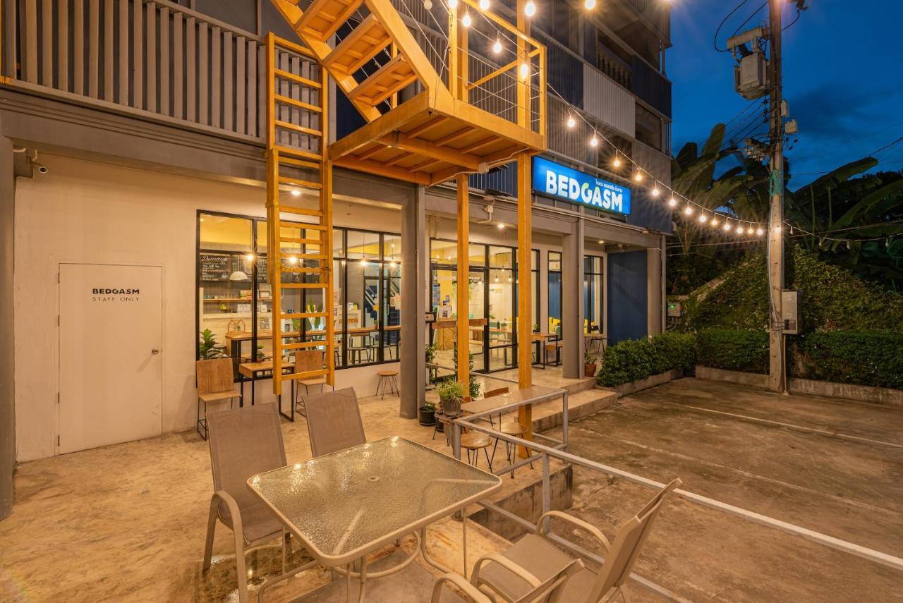 Hotel BEDGASM Poshtel x Cafe @ Nimman Chiang Mai Exterior foto